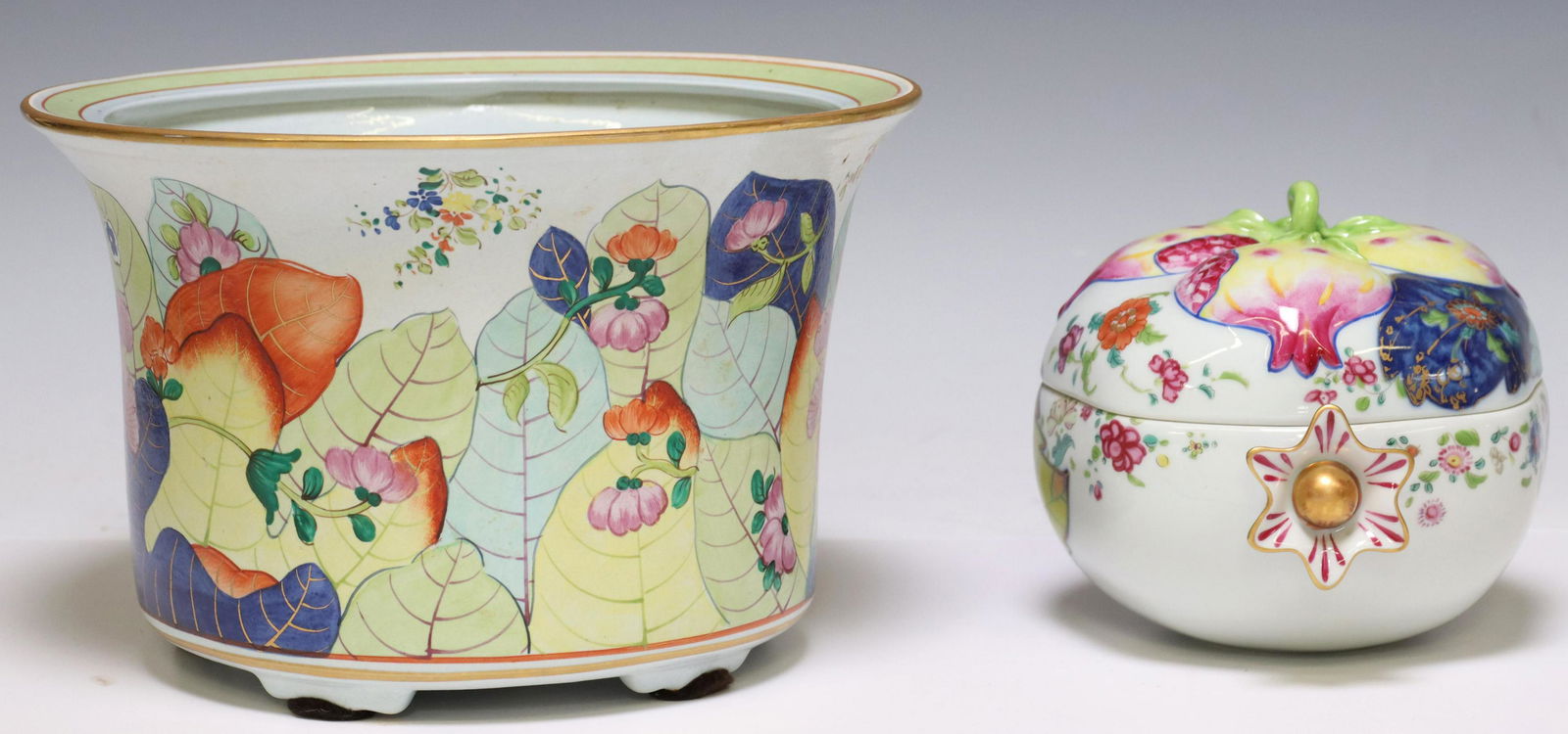 (2) MOTTAHEDEH 'TOBACCO LEAF' PORCELAIN WARES (1 of 5)