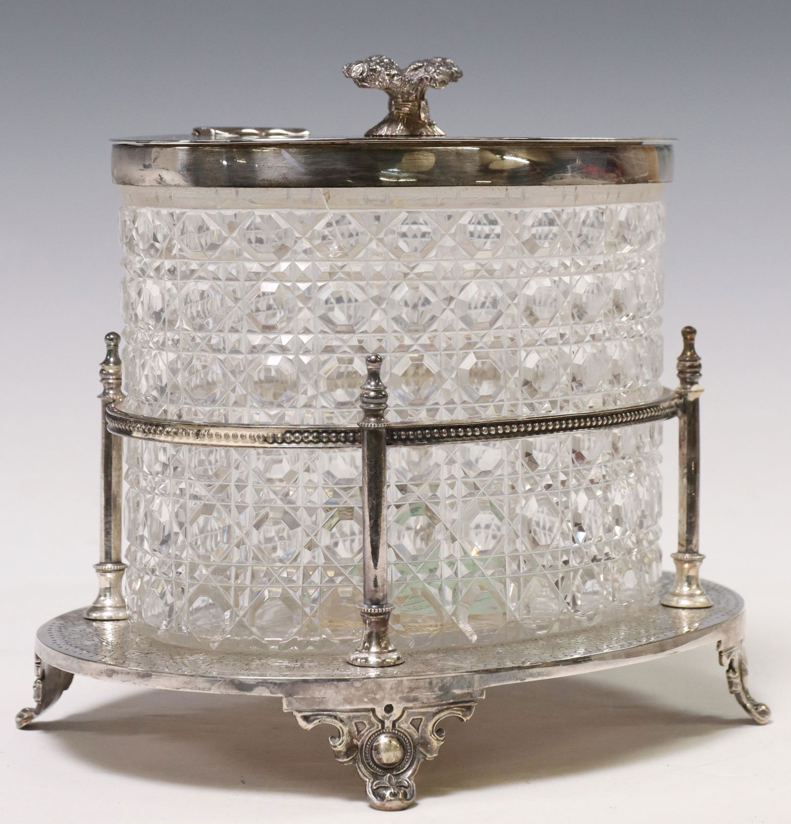 ENGLISH SILVERPLATE & CUT GLASS BISCUIT BARREL (1 of 4)