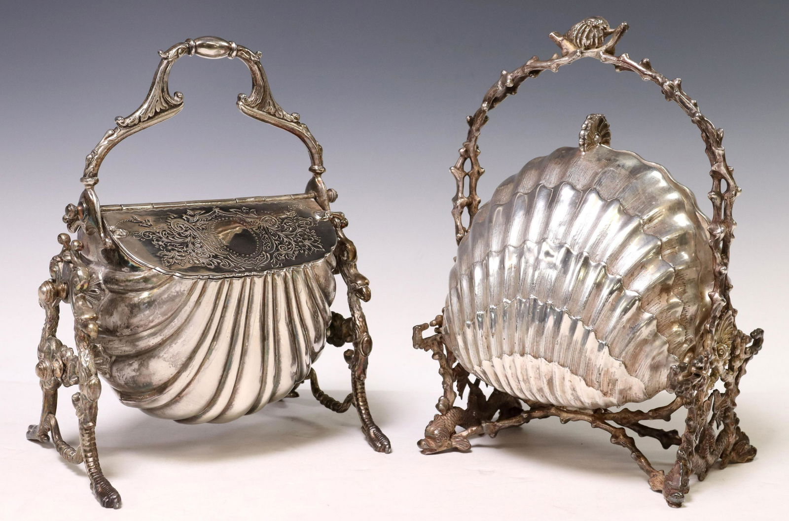 (2) SILVERPLATE FIGURAL MUFFINEER/ BISCUIT WARMERS (1 of 4)