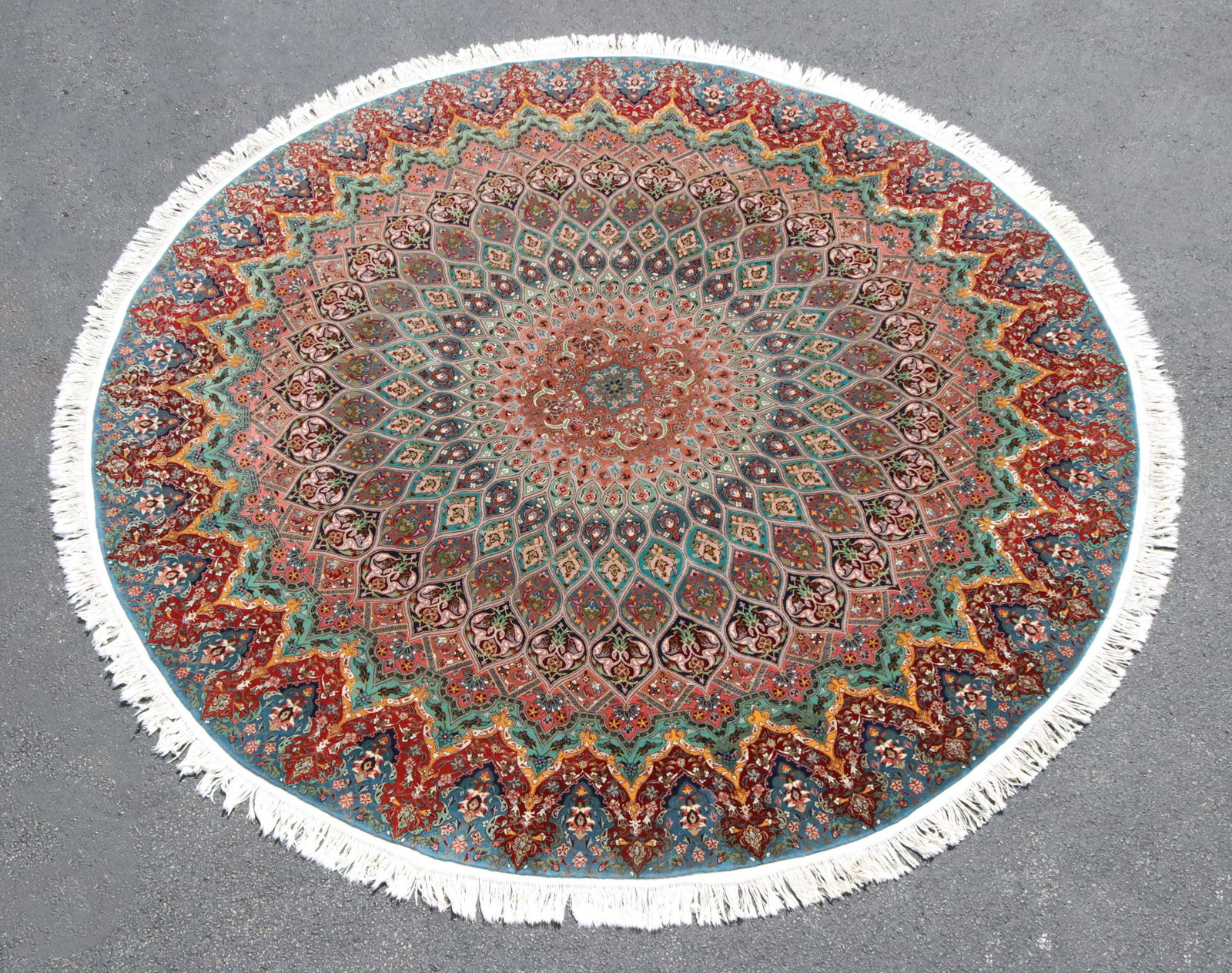 HAND-TIED PERSIAN TABRIZ GHOMBAD RUG, 9'11"DIAM (1 of 3)