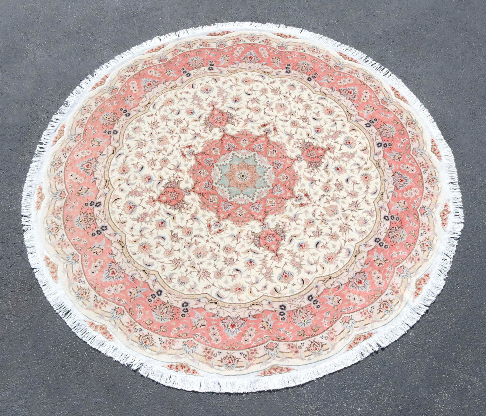 ESTATE HAND-TIED PERSIAN TABRIZ RUG, 8'5"DIAM (1 of 3)