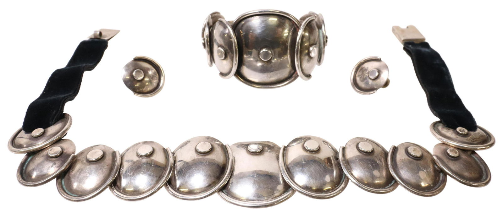 (3) MANUEL ALTAMIRANO STERLING ARMADILLO JEWELRY (1 of 8)