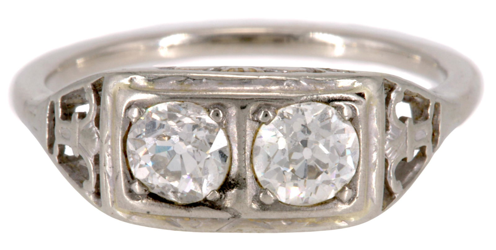 ESTATE 14KT WHITE GOLD & 0.87CTTW DIAMOND RING (1 of 4)