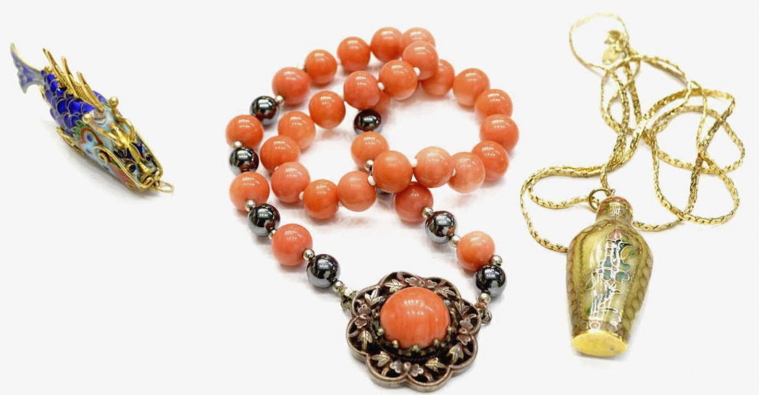 CHINESE CORAL & SILVER NECKLACE, ENAMEL FISH: (lot of 3) Collection of Chinese jewelry: (1) coral and hematite beaded necklace joined by a central silver pendant with large central red coral cabochon, signed CH'ü above a cartouche, clasp fitted