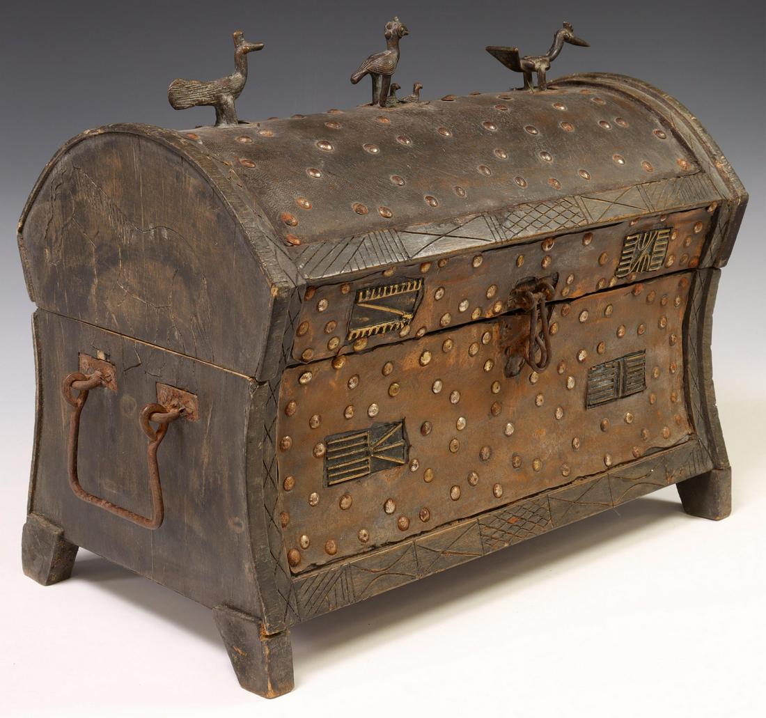 PATINATED LEATHER-BOUND WOOD & METAL TABLE BOX (1 of 6)