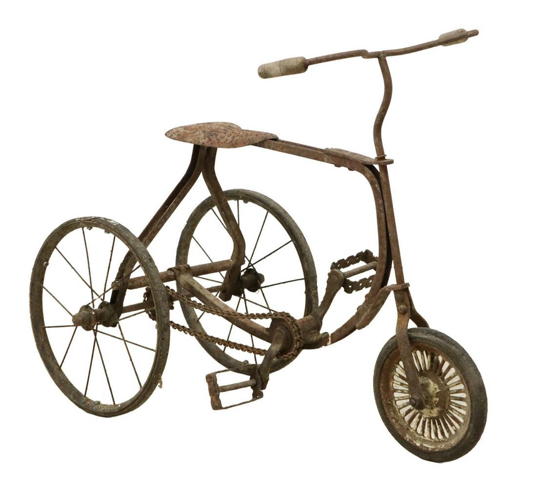 ANTIQUE PATINATED IRON CHILDREN'S TRICYCLE (1 of 4)