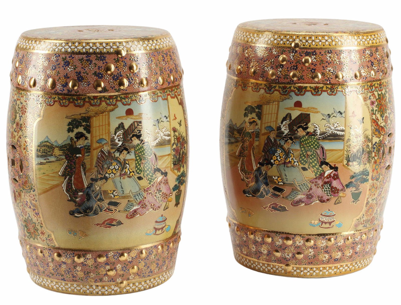 (2) SATSUMA STYLE PARCEL GILT PORCELAIN GARDEN SEATS (1 of 2)