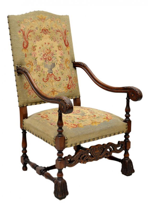 537: FINE FRENCH LOUIS XIV STYLE TAPESTRY ARM CHAIR : Lot 537