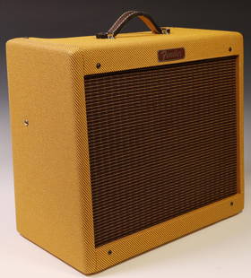 FENDER LIMITED ED. BLUES JUNIOR TWEED AMP: Fender Blues Junior Special Edition 15W Tweed Guitar Amplifier with special design Jensen speaker. 16"H, 18.25"W, 10"D 31lbs 3oz **Provenance: an Austin, Texas collection** Start Price: $350.00