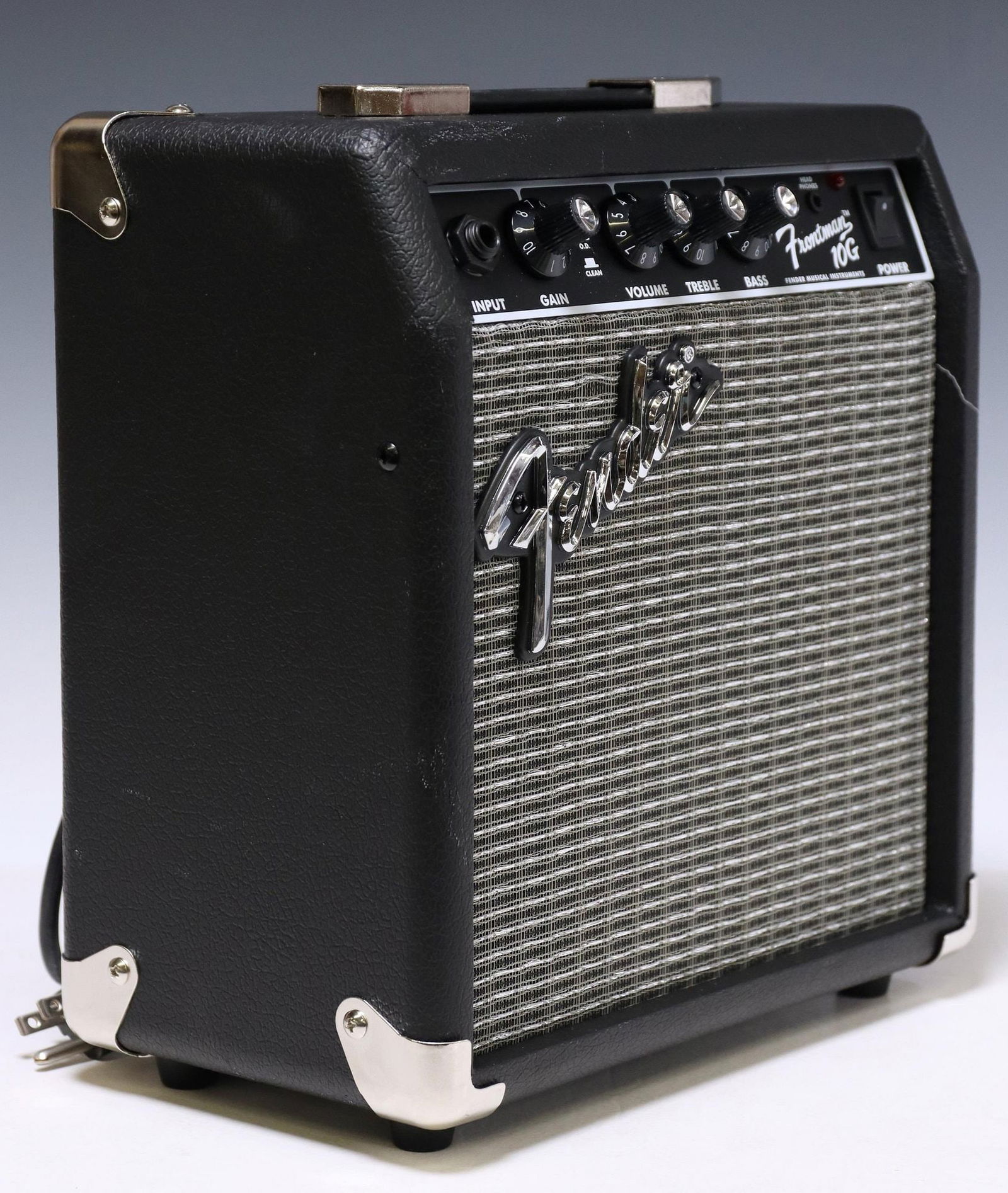 FENDER FRONTMAN 10G GUITAR AMPLIFIER (1 of 3)