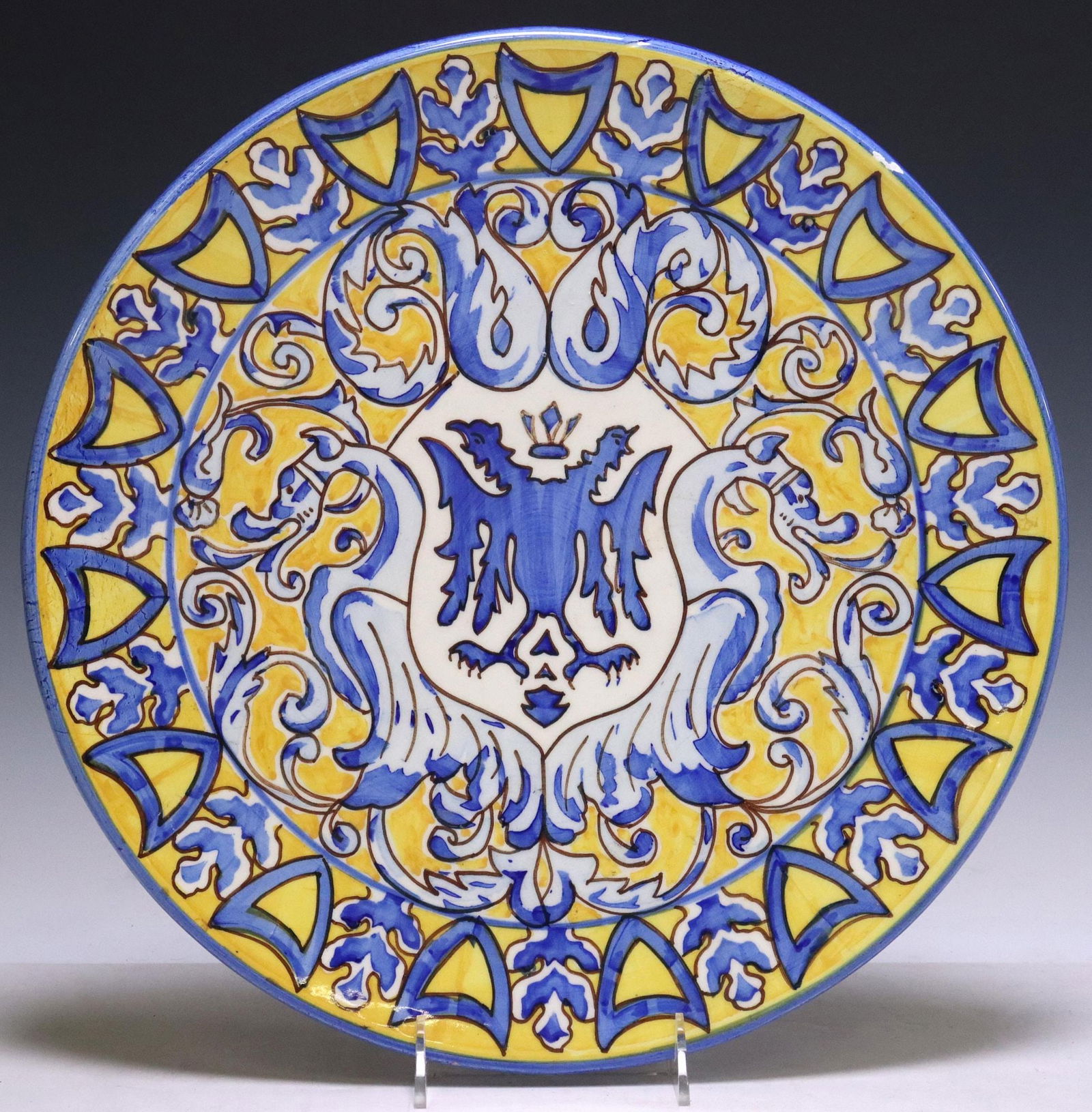 SPANISH TALAVERA POTTERY ARMORIAL CHARGER (1 of 2)
