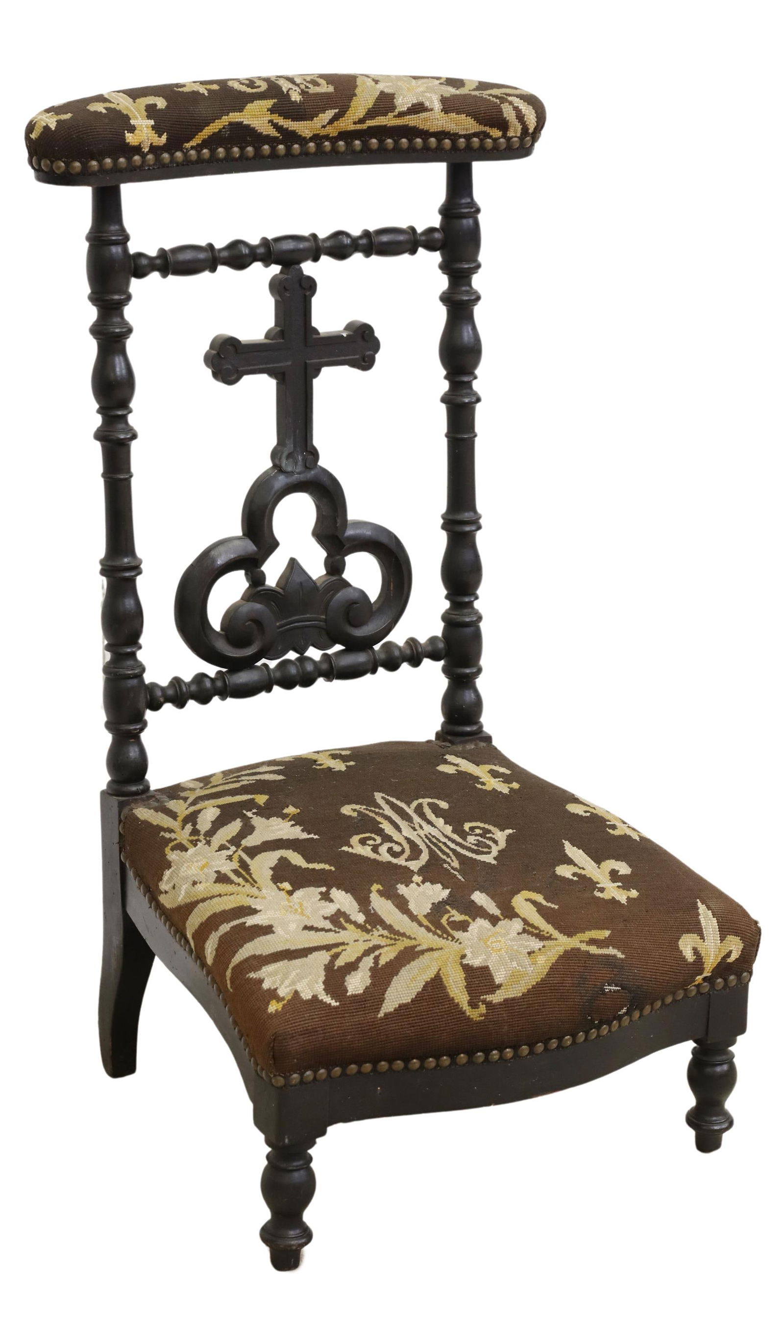 FRENCH CARVED CROSS SPLAT NEEDLEPOINT PRIE-DIEU (1 of 3)