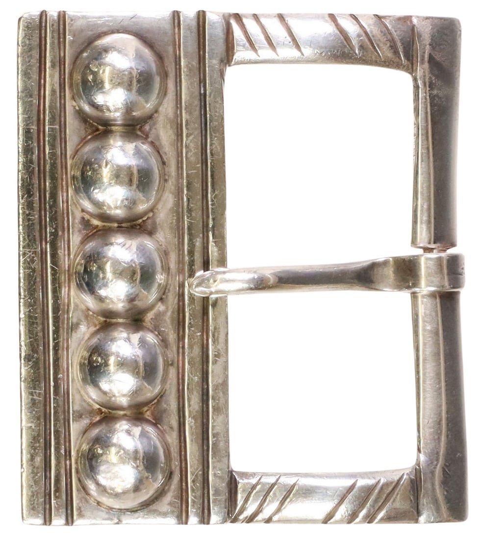 WILLIAM SPRATLING TAXCO 980 SILVER BELT BUCKLE: 980 silver belt buckle, William Spratling (American, active in Taxco, Mexico, 1900-1967), c.1933-1940, raised hemisphere design, marked Taxco WS 980, approx 2.25"l, 2"w, 1.49ozt **Provenance: from the