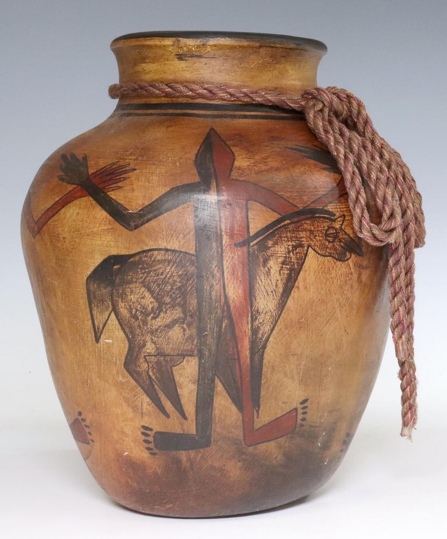 SOLIS OLLIN (20TH C) MEXICAN FOLK ART POTTERY VASE (1 of 4)