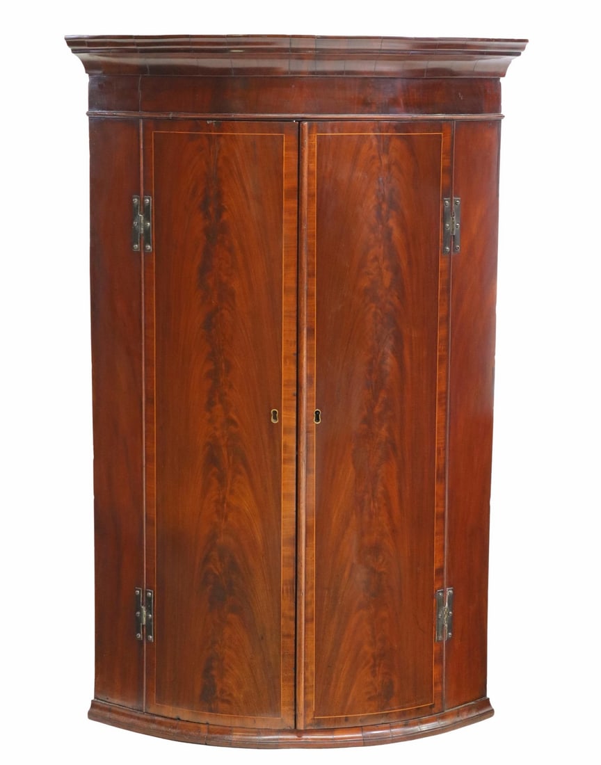 ENGLISH GEORGIAN PERIOD MAHOGANY CORNER CUPBOARD (1 of 4)