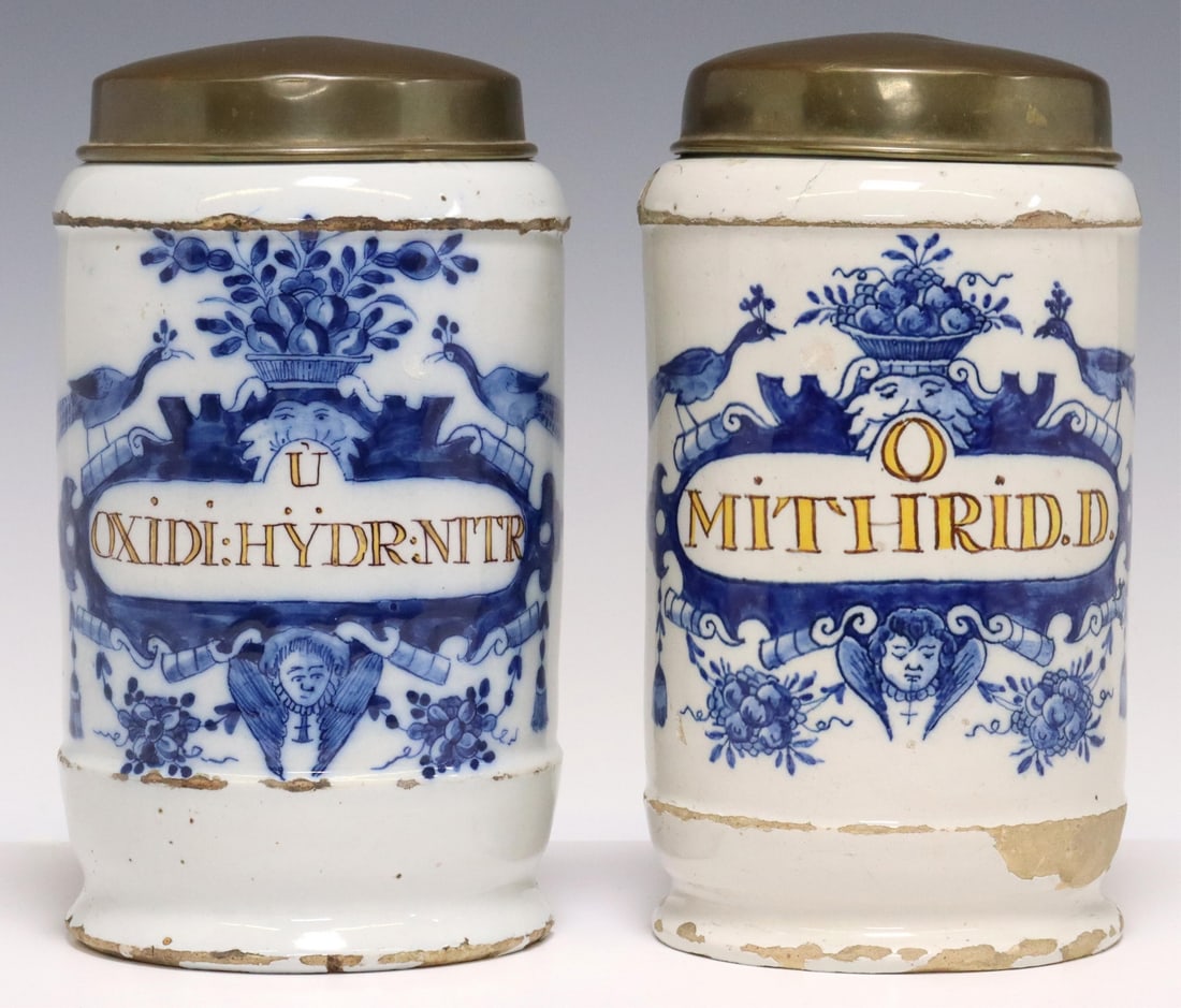 (2) DELFT TIN GLAZED EARTHENWARE APOTHECARY JARS (1 of 4)