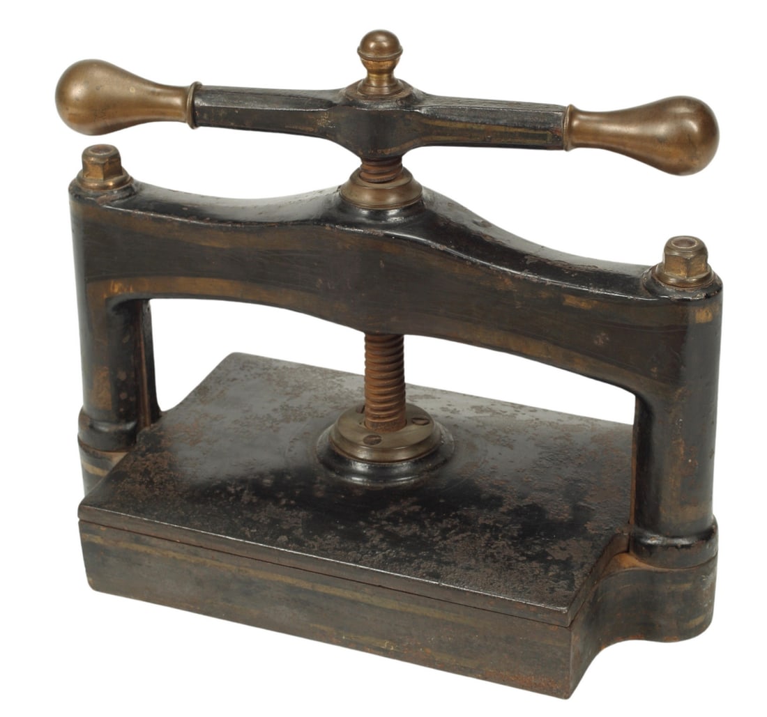 CAST IRON & BRASS BOOK PRESS (1 of 3)