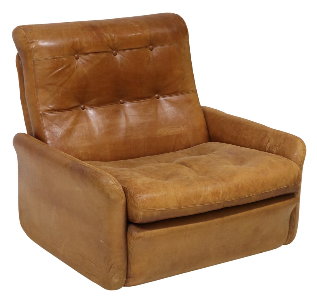 MICHEL CADESTIN (ATTRIB) LEATHER LOUNGE CHAIR: French modern brown leather lounge chair, attributed to Michel Cadestin (French, b.1942) for Airborne International, c.1970s, with button-tufted back and seat cushions, approx 32"h, 35.5"w, 31"d Start