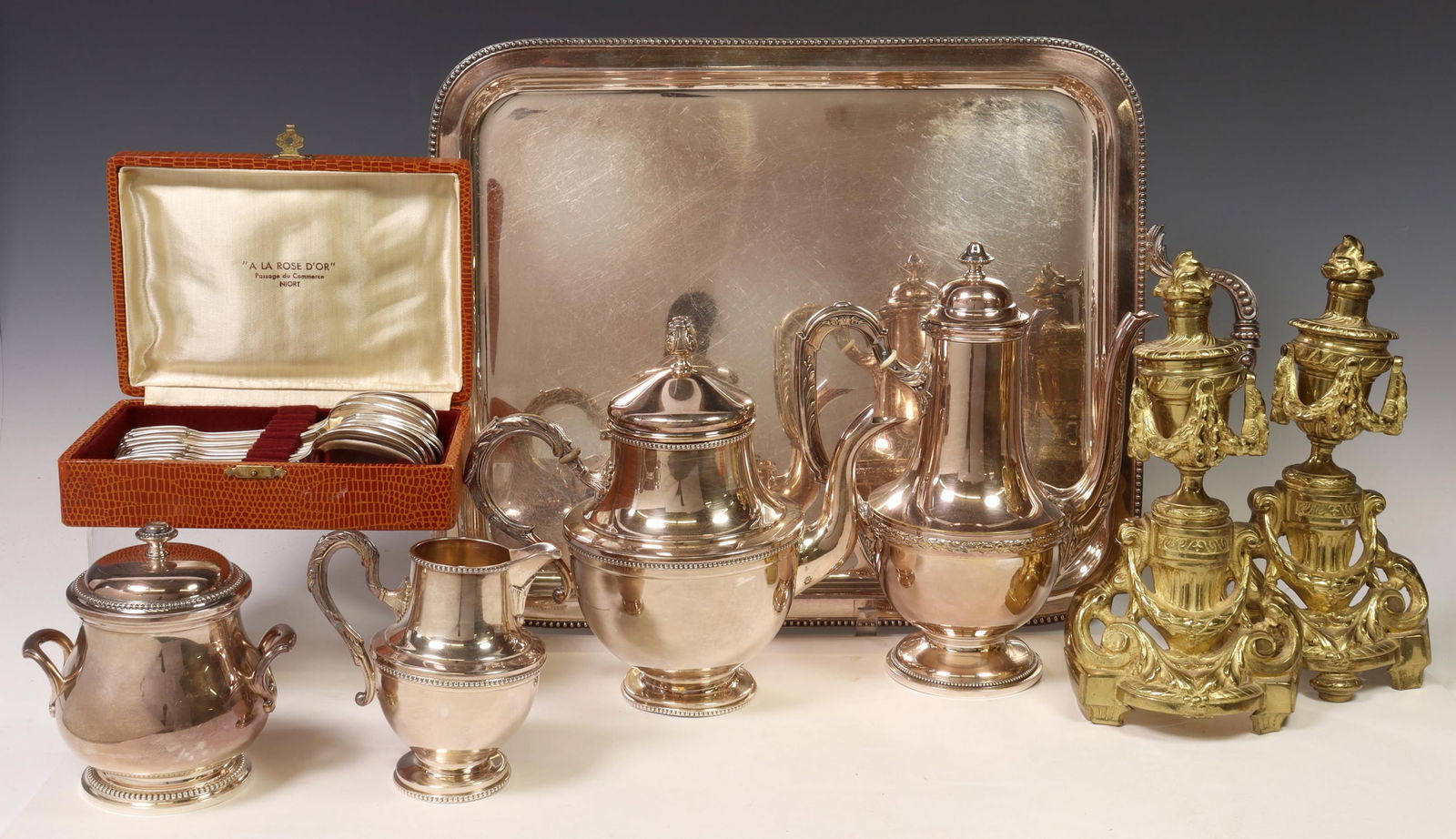 19) SILVERPLATE TEA SERVICE & SPOONS, GILT CHENETS (1 of 10)