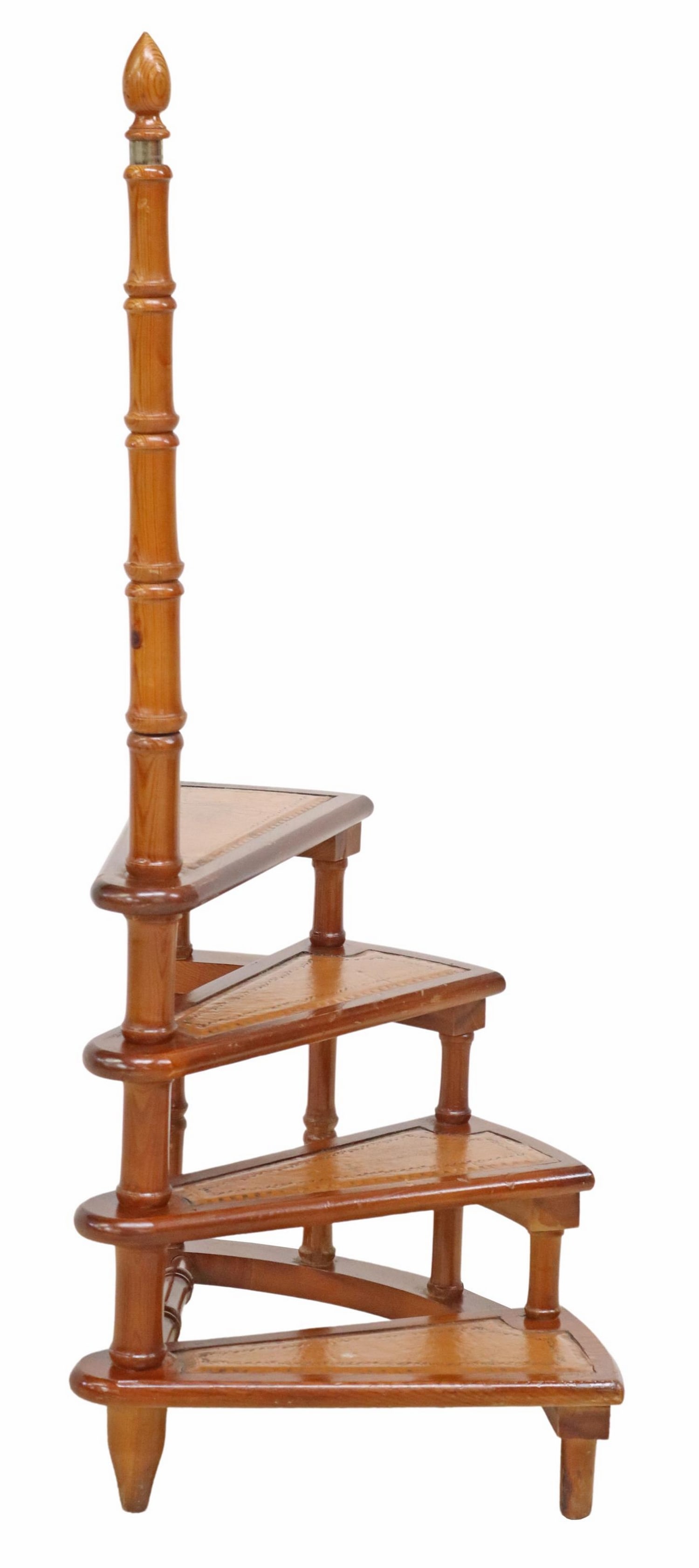 DECORATIVE SPIRAL LIBRARY STEPS/ STAIRS (1 of 4)