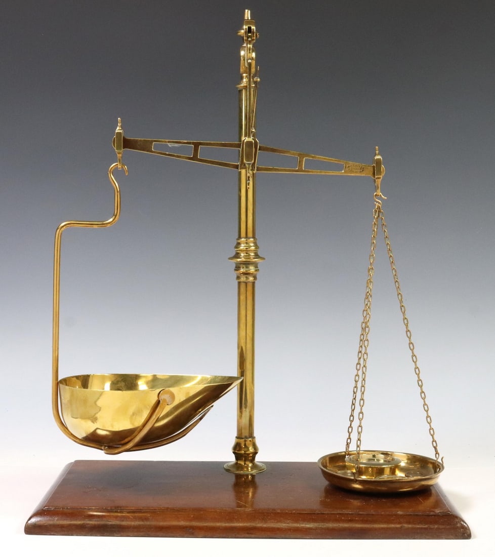 ENGLISH SHOP COUNTER BRASS BALANCE BEAM SCALES (1 of 6)