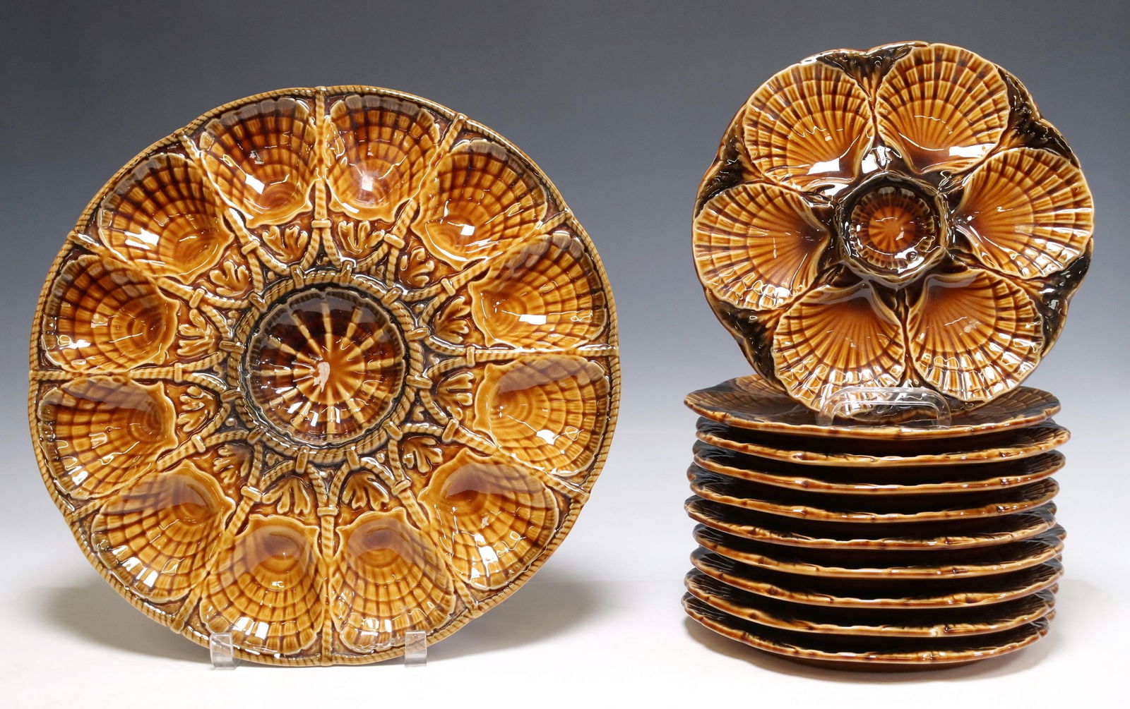 (11) FRENCH SARREGUEMINES FAIENCE OYSTER SERVICE (1 of 5)