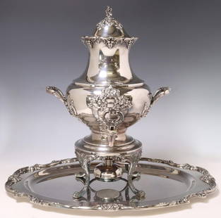 (2) REED & BARTON SILVERPLATE SAMOVAR & OVAL TRAY: (lot of 2) American silverplate samovar and oval serving platter, Reed and Barton, in the "King Francis" pattern, each with scrolled foliates and fruit motifs, maker's mark underfoot, including: (1) s