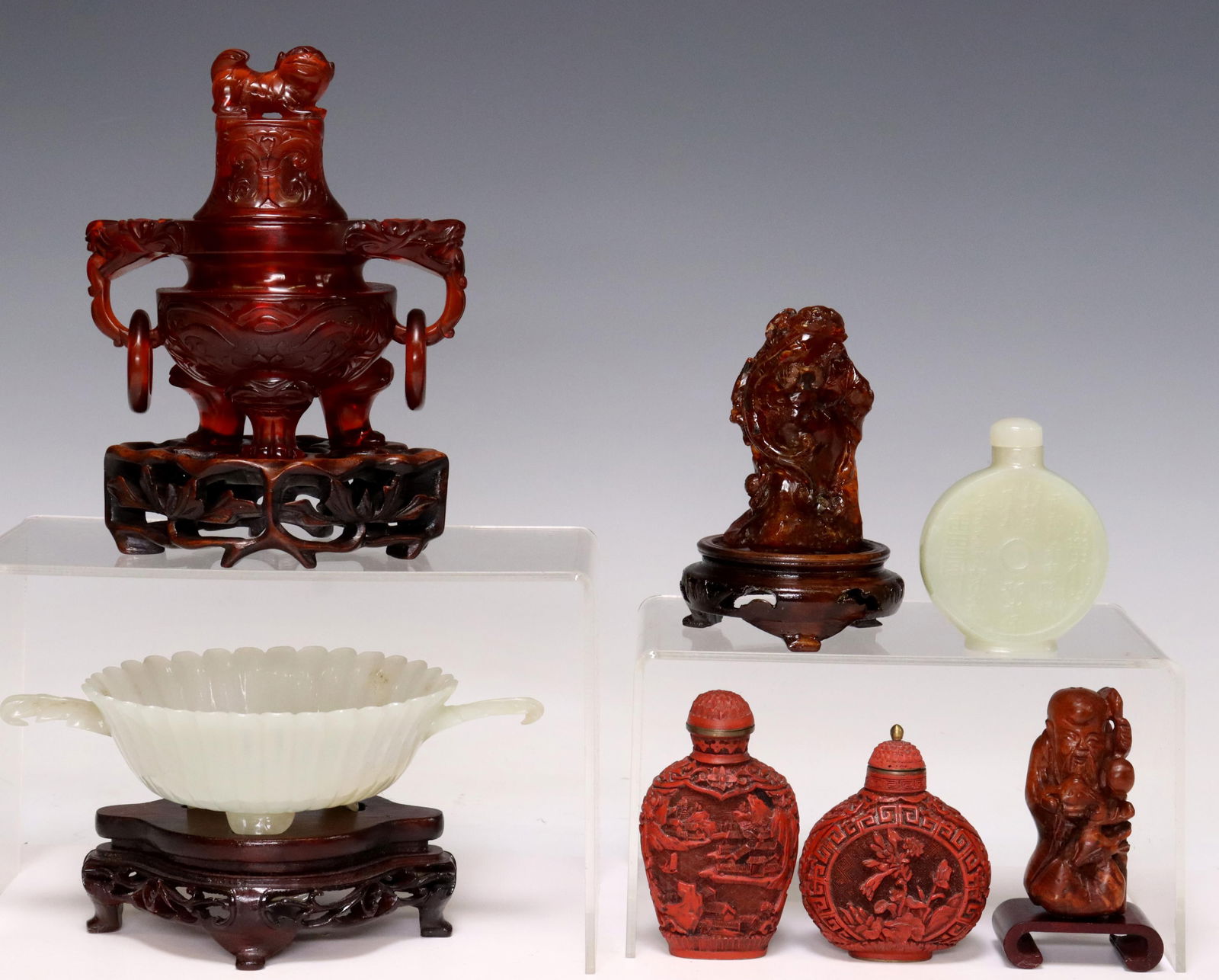 (7) CHINESE CARVED FIGURES, BOWL & SNUFF BOTTLES (1 of 3)