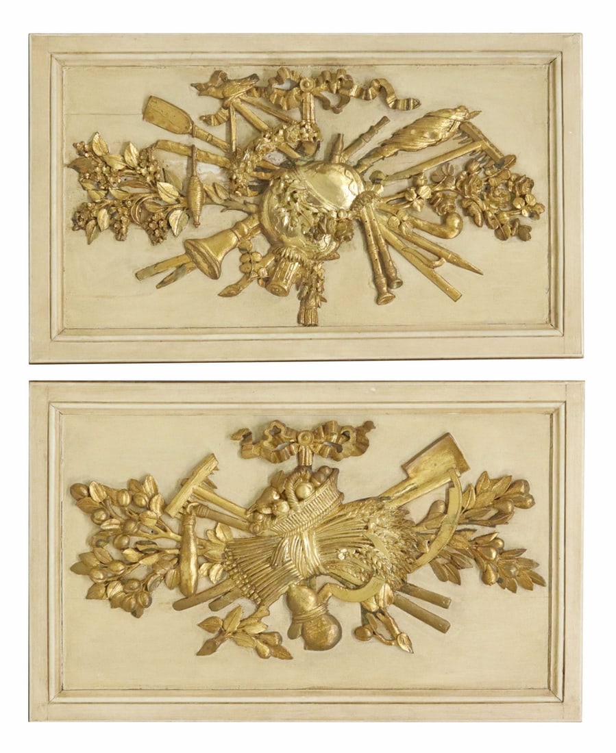 (2) LOUIS XVI STYLE PARCEL GILT WALL TROPHIES (1 of 2)