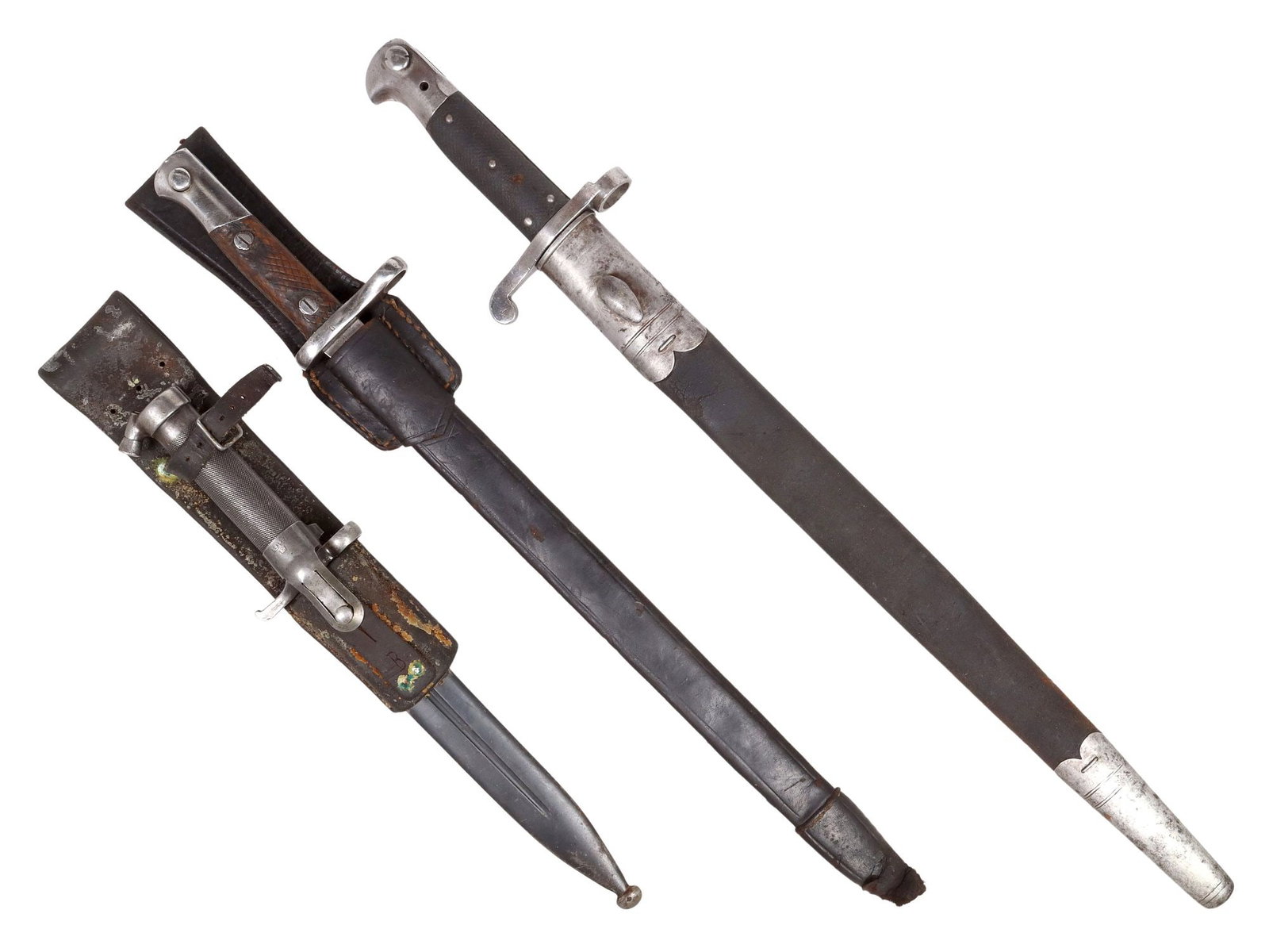(3) BAYONETS SWEDEN, BRITAIN, SPAIN: (3) Bayonets: (1) British, believed to be Model 1888 Mk 1, 2nd Type, but with fullered blade, approx. 18.25"l, the ricasso marked on three lines "crown over V.R. over/88", the oppo