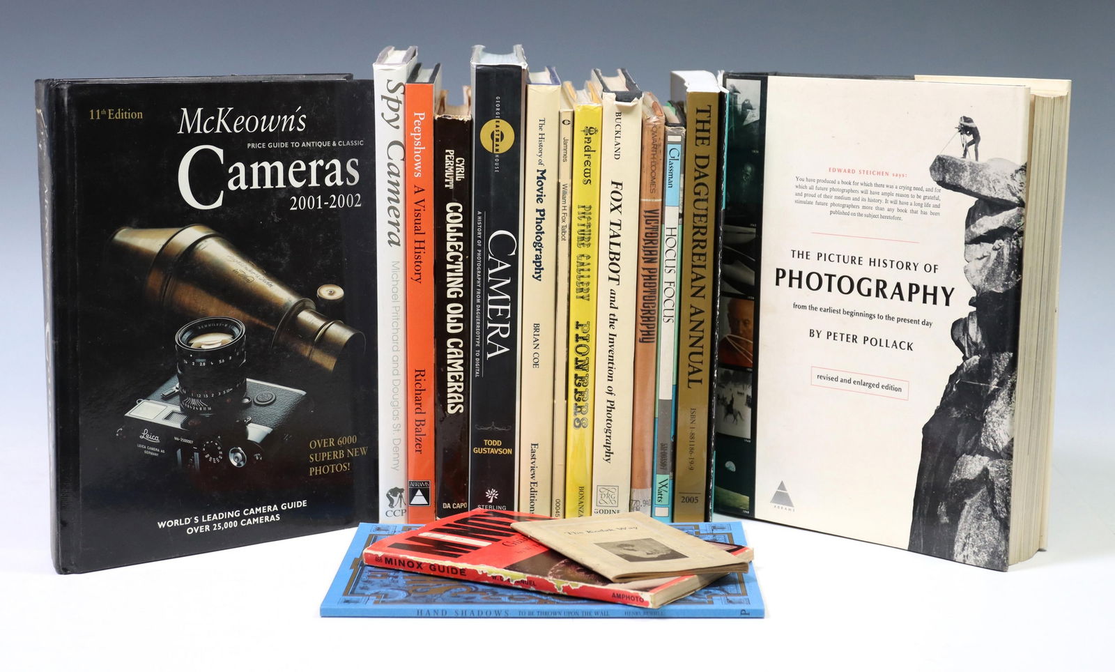 (17) PHOTOGRAPHY & CAMERA BOOKS (1 of 5)