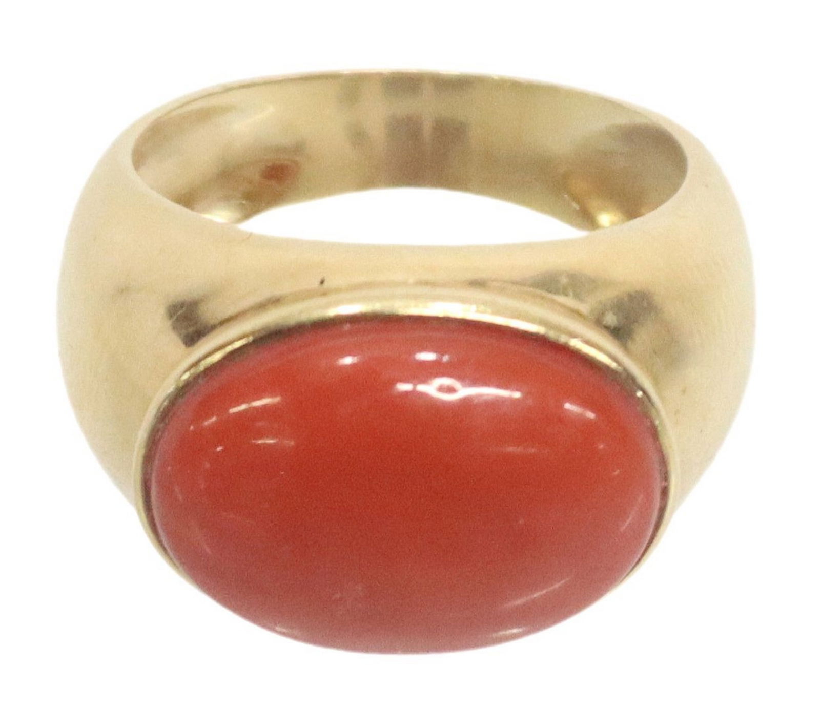 ESTATE ITALIAN 18KT YELLOW GOLD & CORAL CABOCHON SIGNET STYLE RING (1 of 5)