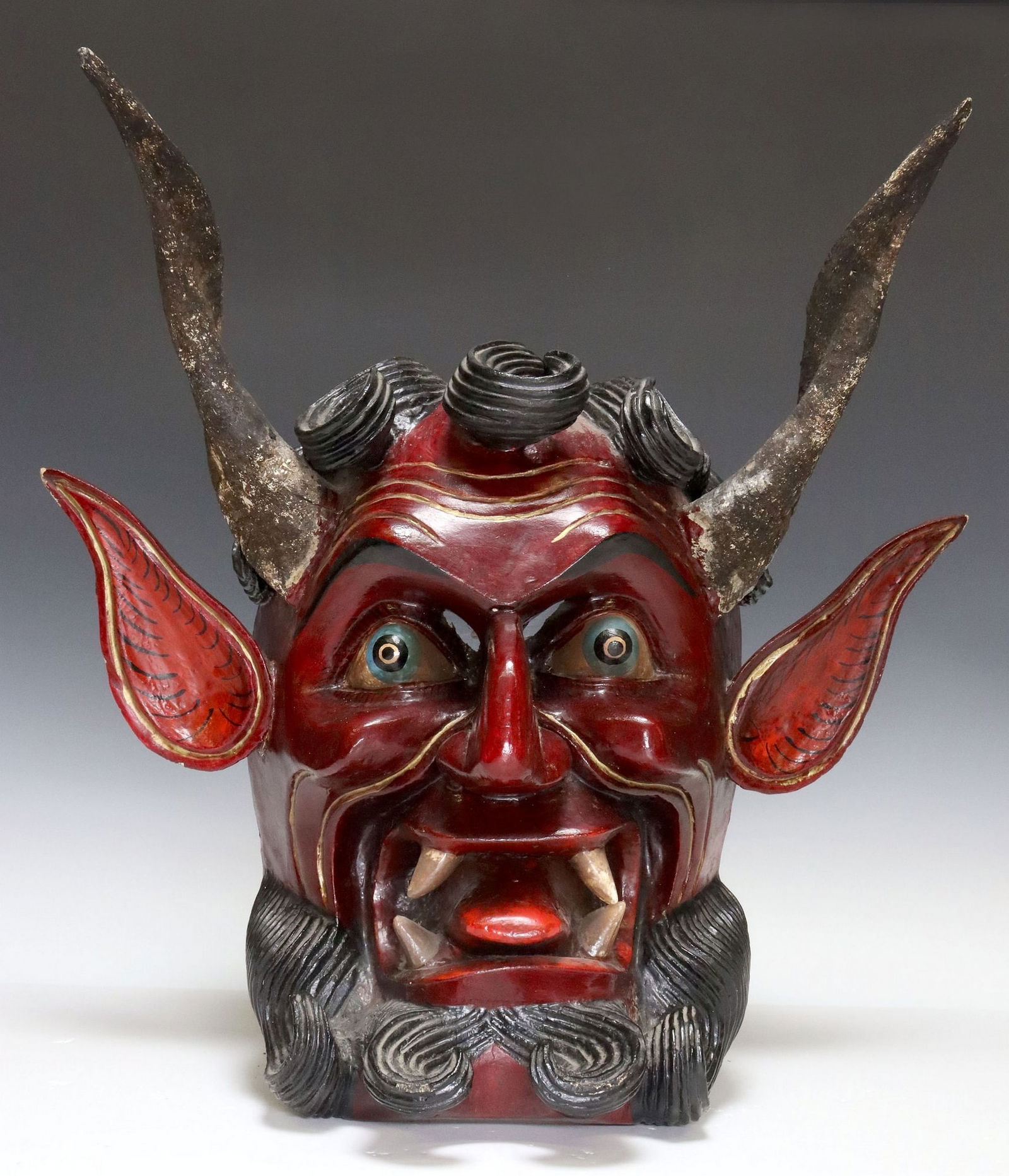 LARGE MEXICAN FOLK ART CARVED & PAINTED DIABLO / DEVIL MASK (1 of 3)