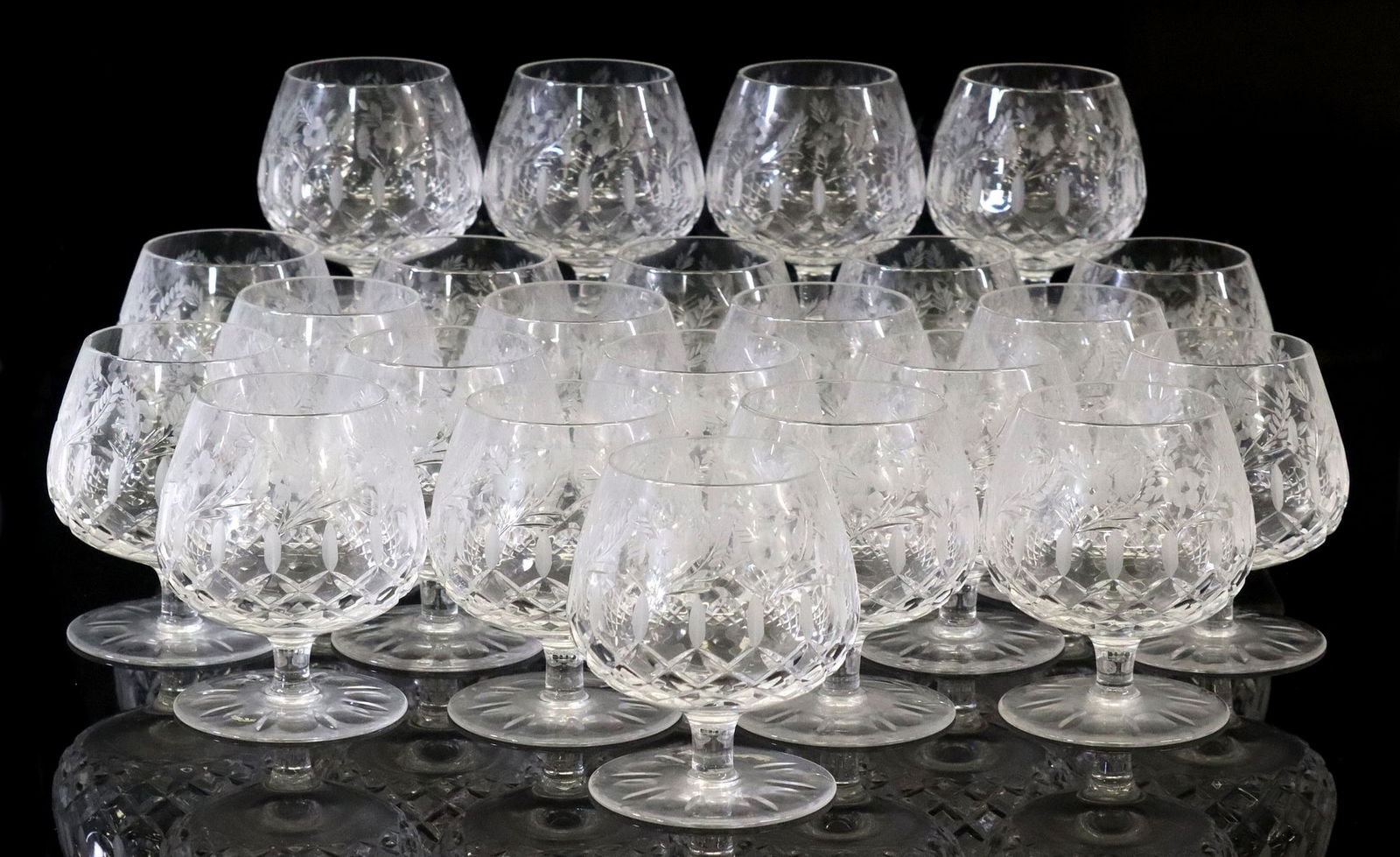(23) CRYSTAL CLEAR INDUSTRIES 'CELINE' BRANDY GLASSES (1 of 2)