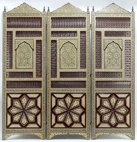 MIDDLE EASTERN MOTHER-OF-PEARL INLAID MASHRABIYA THREE-PANEL FOLDING SCREEN