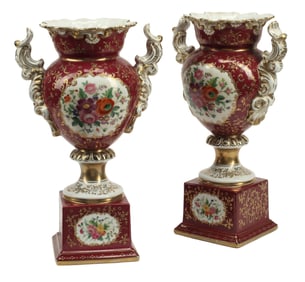 (2) OLD PARIS STYLE PARCEL GILT PORCELAIN URN-SHAPED VASES