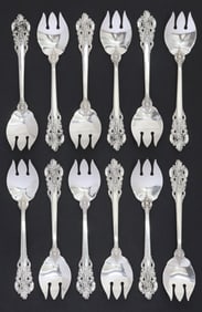 (12) WALLACE 'GRANDE BAROQUE' STERLING SILVER DESSERT FORKS