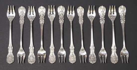 (12) REED & BARTON 'FRANCIS I' STERLING SILVER OYSTER FORKS