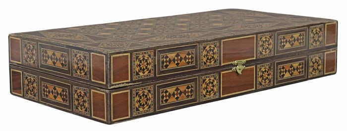 ARABESQUE PARQUETRY INLAID BACKGAMMON GAME BOX/BOARD