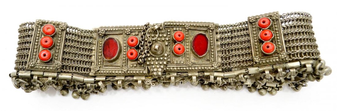 MIDDLE EASTERN COLLAR, RED GLASS & CORAL BEADS: Middle Eastern silver tone metal collar, Qatar, the elaborate necklace set with red glass ovals and red coral beads, 19"l, 339grams (all inclusive) Start Price: $100.00