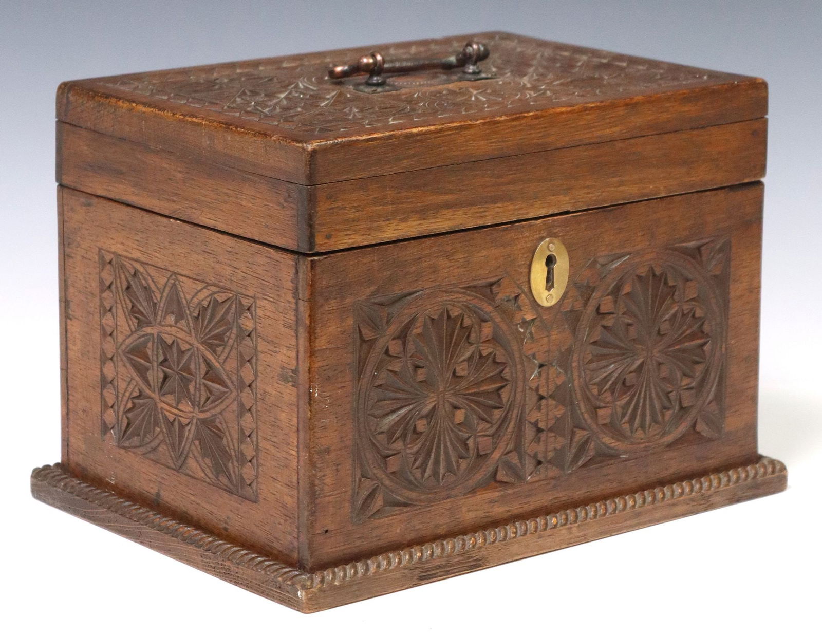 ENGLISH GEOMETRIC CHIP CARVED TABLE BOX (1 of 6)