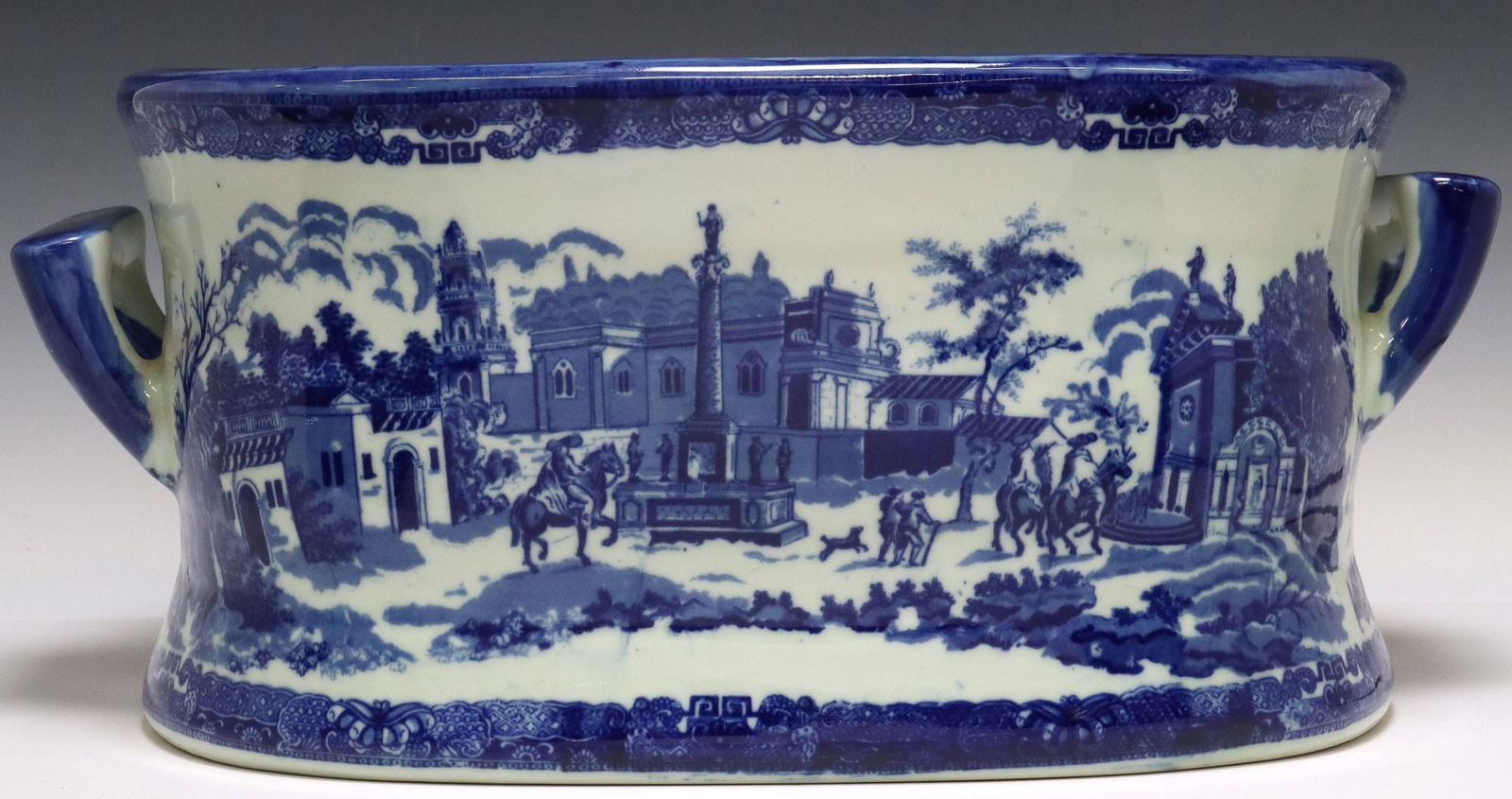 BLUE & WHITE TRANSFERWARE STREET SCENE FOOTBATH (1 of 5)