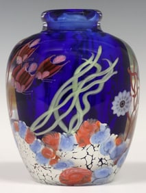 STEVEN LUNDBERG (1953-2008) STUDIO ART GLASS SEASCAPE PAPERWEIGHT VASE