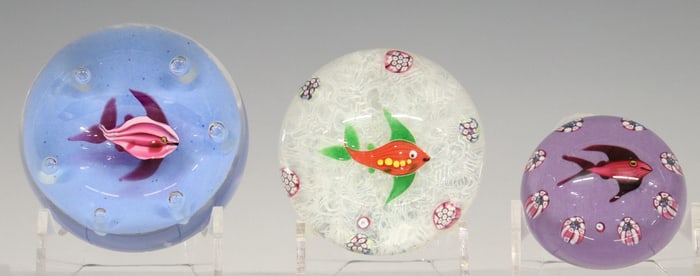 (3) PAUL YSART (1904-1991) STUDIO ART GLASS FISH PAPERWEIGHTS