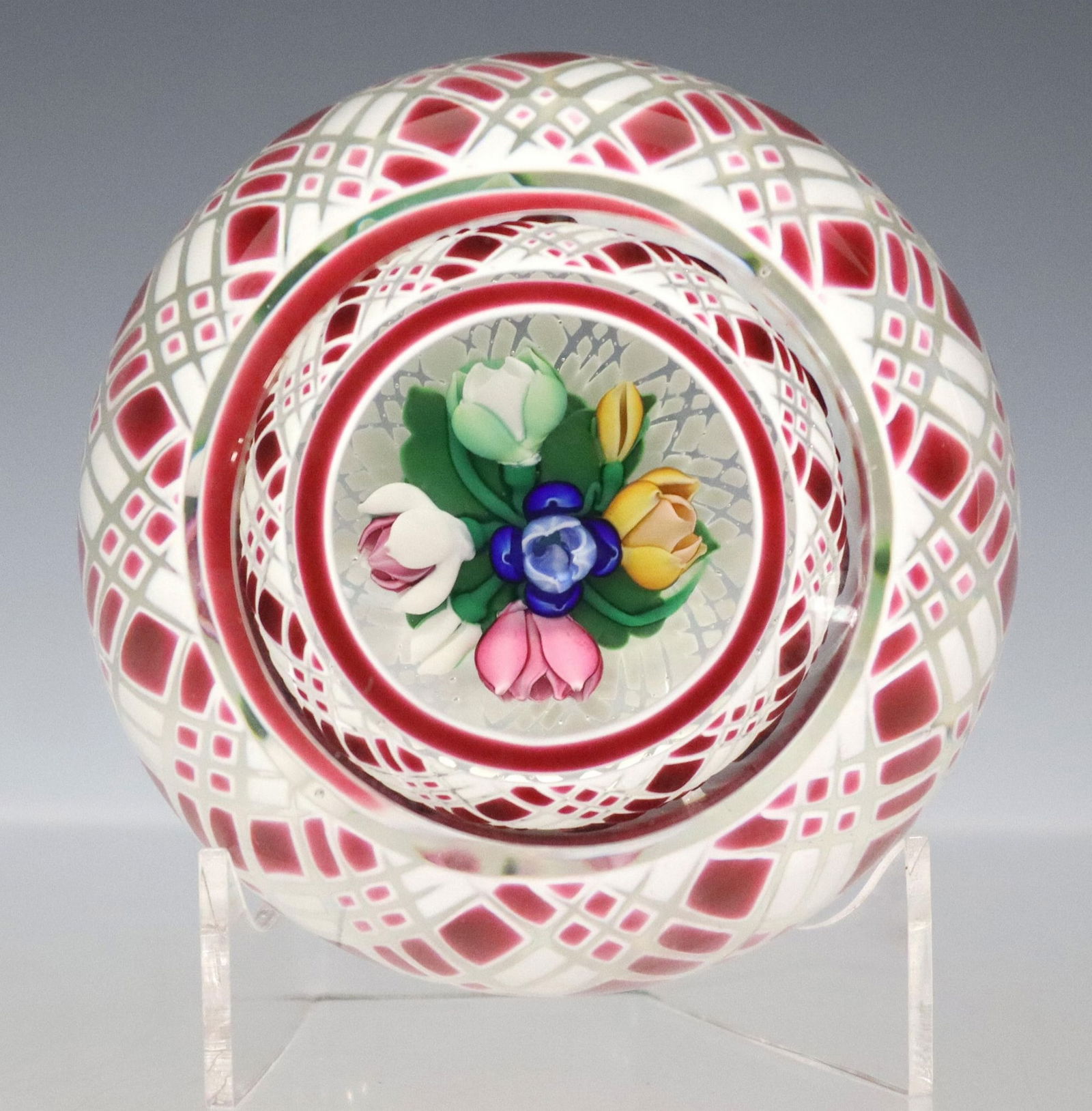 PERTHSHIRE ENCASED GINGHAM CUT DOUBLE OVERLAY MAGNUM PAPERWEIGHT (1 of 6)