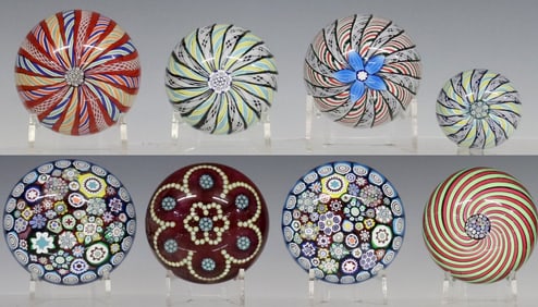 (8) PETER MCDOUGALL (B.1952) SWIRL & MILLEFIORI ART GLASS PAPERWEIGHTS