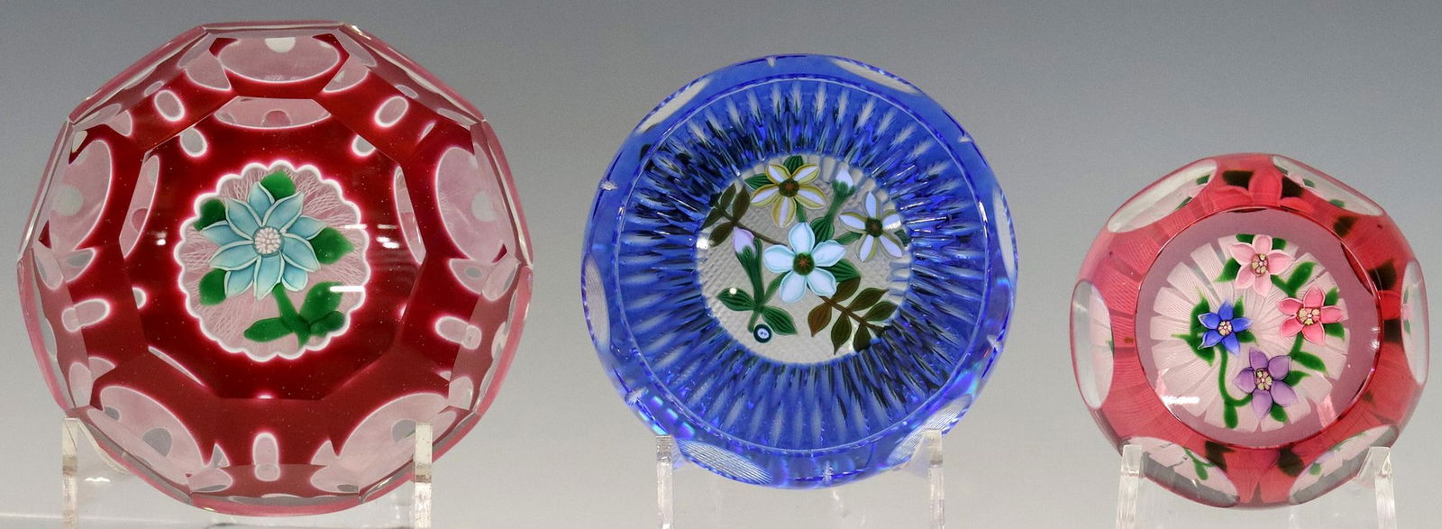 (3) JOHN DEACONS FACETED OVERLAY LAMPWORK PAPERWEIGHTS (1 of 6)