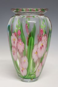 STUART ABELMAN (20TH C.) STUDIO ART GLASS FLORAL PAPERWEIGHT VASE