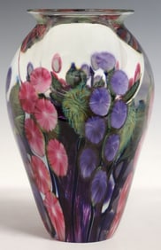 DANIEL LOTTON (B.1963) STUDIO ART GLASS FLORAL PAPERWEIGHT VASE