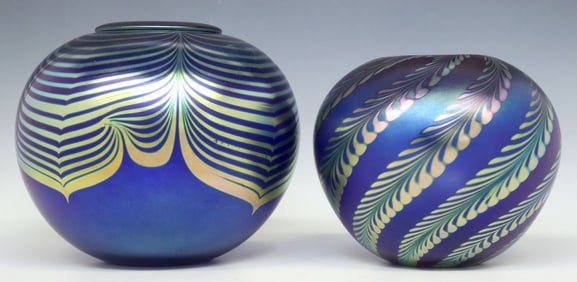(2) STEVEN CORREIA (B.1949) STUDIO ART GLASS IRIDESCENT VASES